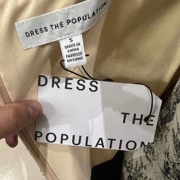 Dress the population KADY tulle sequin dress in cream/black coloring size small - Picture 7 of 7